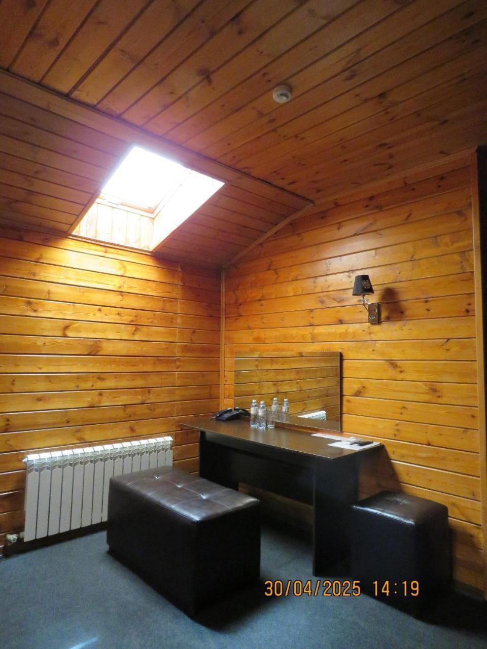 Pride Hotel Taraz Εξωτερικό φωτογραφία