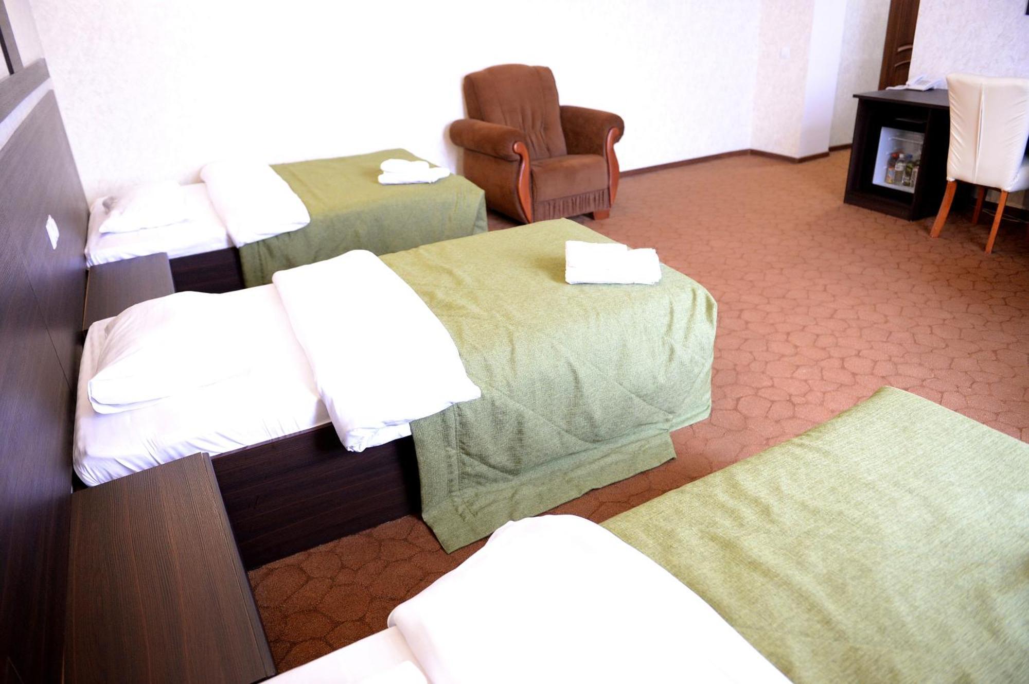 Pride Hotel Taraz Εξωτερικό φωτογραφία