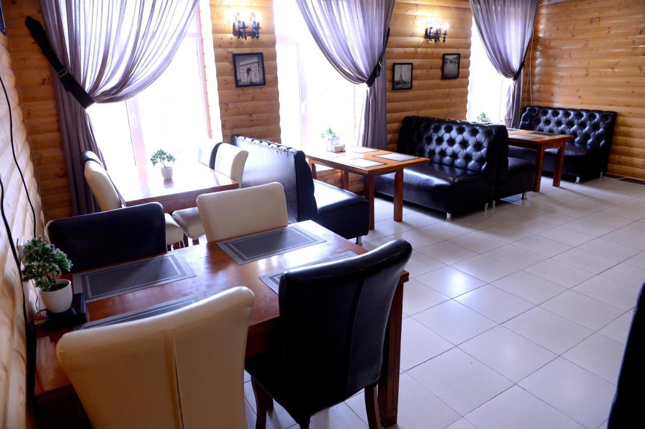 Pride Hotel Taraz Εξωτερικό φωτογραφία