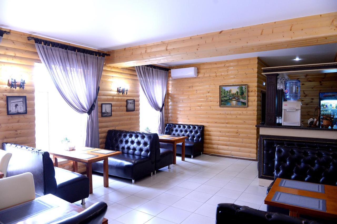 Pride Hotel Taraz Εξωτερικό φωτογραφία
